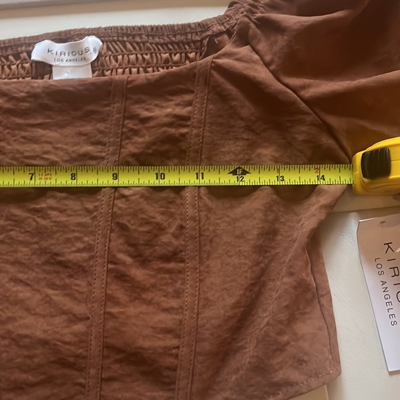 NWT KIRIOUS LOS ANGELES CROP TOP BLOUSE. SIZE SMALL - Picture 5 of 6